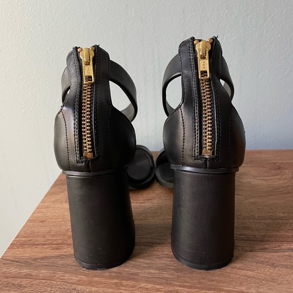 Women’s chunky strapy heel - Picture 5 of 5